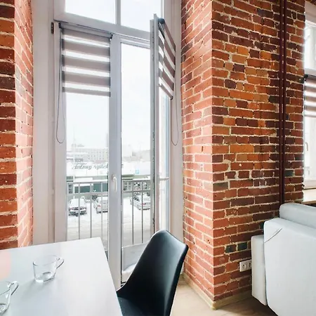Studio In Center On 6 Sierpnia Apartment